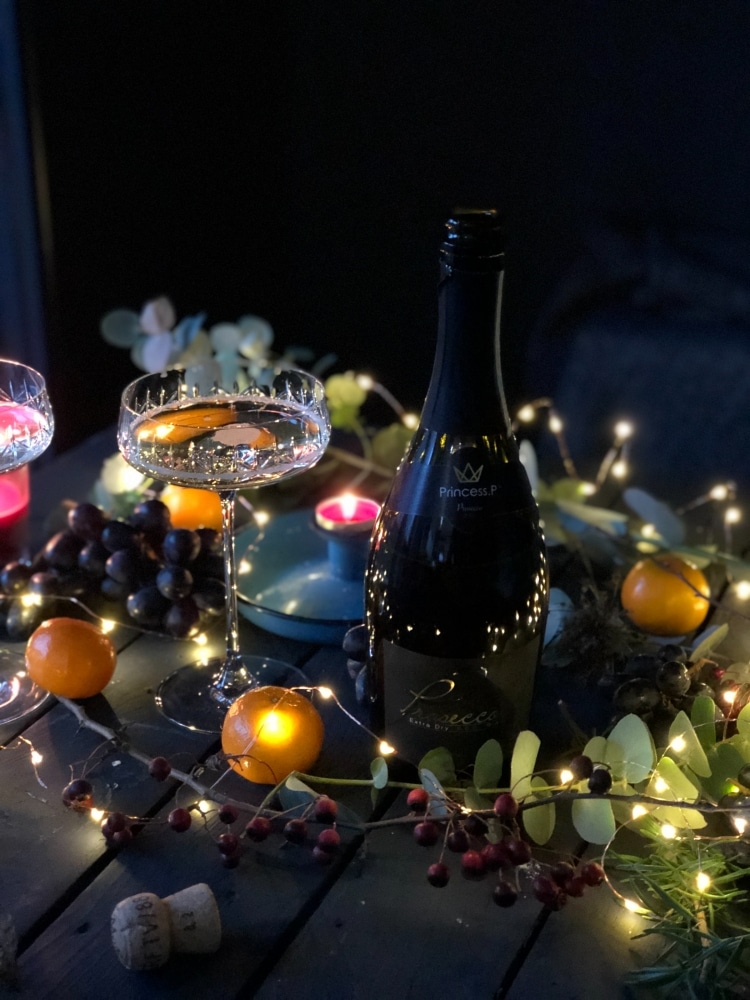 Cheers to a sparkling Christmas